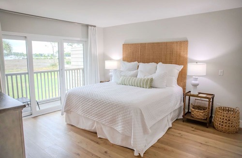 Sandestin Condo | Aug 3-7 Now Open* 6 Seat Cart*Rare Find With Unique View-Bay, Marina,& Golf View