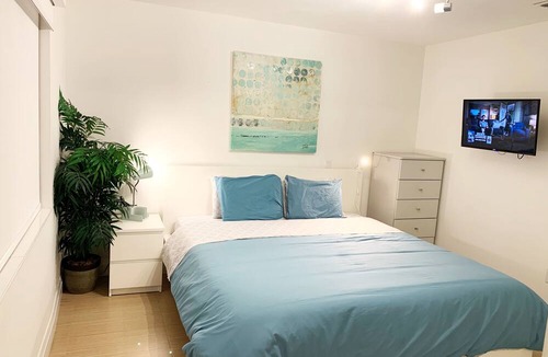 East Fort Lauderdale Apartment | Apt. # 1 Bermuda Blue Beach Club - (1/1)