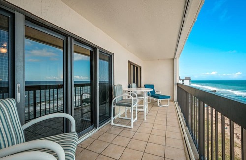 Ormond-by-the-Sea Condo | Luxury direct oceanfront 3/3 corner penthouse with heated pool and garage parking