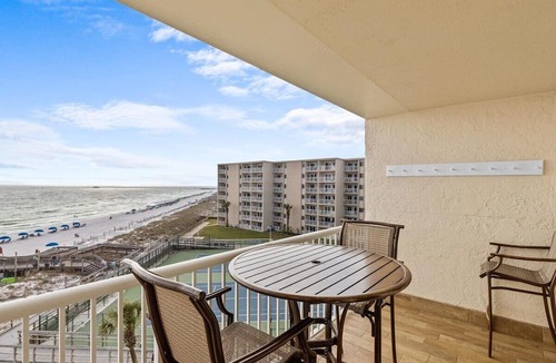 Holiday Isle Condo | 522- Beachy Perfection at Holiday Surf and Racquet Club