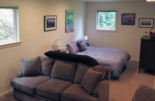 Tolovana Park House | The Dorothy Lou Family Home; short walk to beach, ocean view