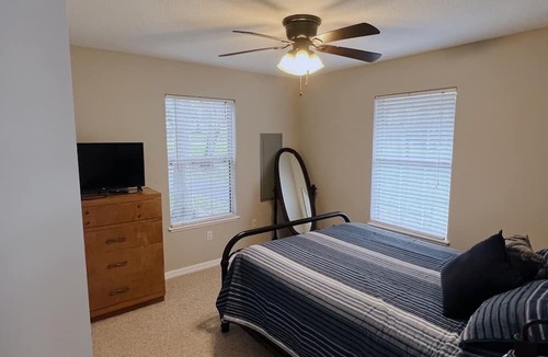 Dade City House | Lake Front House in Dade City, FL