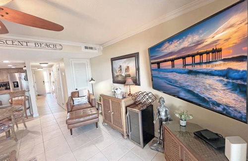 Crescent Beach Condo | Crescent Beach I-14 Four Winds Condo