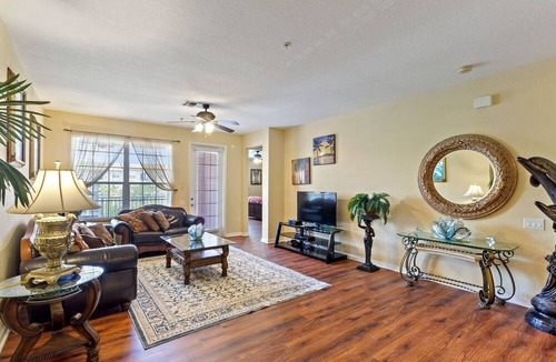 Florida Central Atlantic Coast Apartment | Executive 3 Br Villa @Universal/Vista Cay/Conv.Center