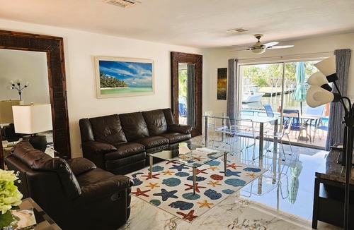 East Fort Lauderdale Apartment | Cozy Duplex overlooks the water and is within walking distance of the beach!