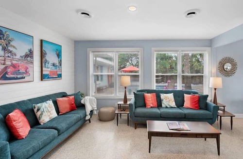 Butler Beach House | Heated Pool, Mini Golf, Walk to Beach, Beach Gear