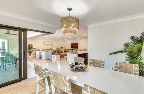 Sanibel Condo | Luxury Sanibel Condo w/Ocean View: Steps to Beach