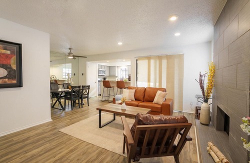Far North Dallas Condo | FIFA 26 Easy access to stadium. Cozy 1BR condo in fantastic North Dallas w Pool