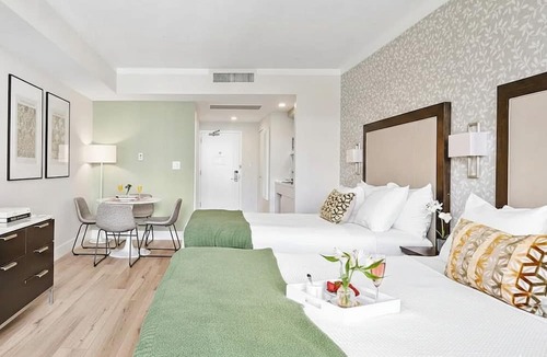 Coconut Grove Apartment | Boutique Coconut Grove Residences by Ilios Rentals