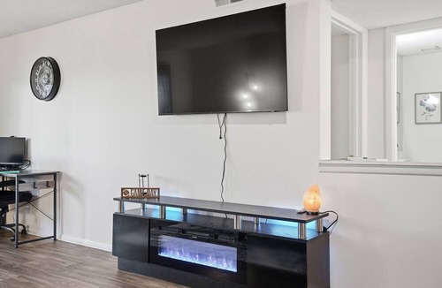 Crestline Heights Apartment | Charming 2-bedroom apartment close to UAB Hospital