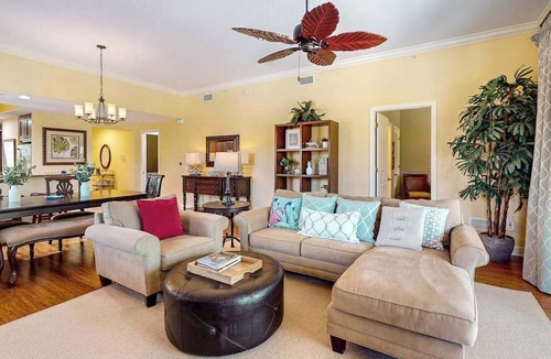 Royal Harbor Condo | Serene Luxury Awaits at Naples Bay Resort – Your Tropical Retreat!