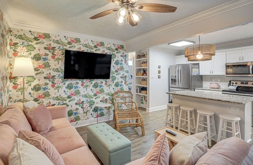 Old Town House | Old Town Bay St Louis Home - Walk to Attractions.