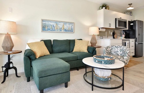 Painters Hill House | The White House Flagler Beach Ocean Views- Master