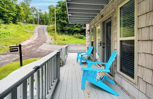 Lynchburg House | Fire Pit & Steps to Lake! Tims Ford Lake Retreat