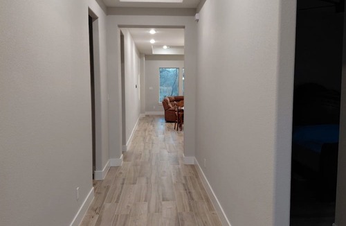 Missouri City House | lakefront 3-bedroom house in gorgeous Missouri City with AC and comfort