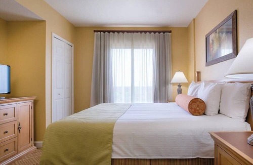 Lake Buena Vista Condo | Wyndham Bonnet Creek | Five 2BR/2BA Suites - Sleeps 40!