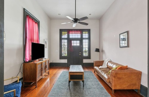 Bywater Apartment | Lively Bywater/St Claude Apt w/Balcony