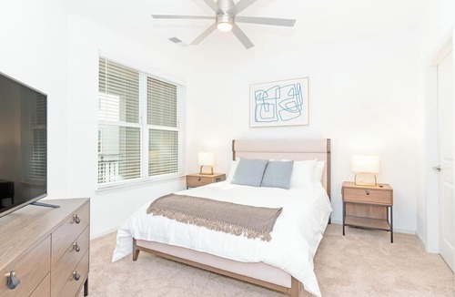 San Marco Apartment | Landing | Stylish 1BD, Clubhouse, Yoga Studio