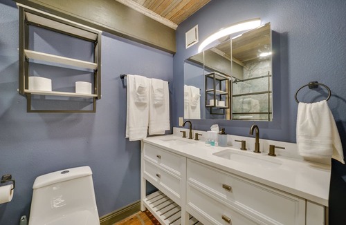Texarkana Apartment | Pet-Friendly Texarkana Studio in The Historic 1894