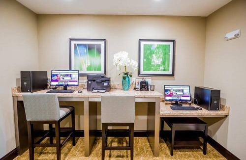 Legacy Park Condo | Free Breakfast, Free Wi-Fi, Outdoor Pool | Comfy Suite in Plano