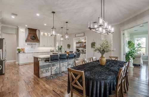 Brandon House | Beautiful country home ideal for gatherings