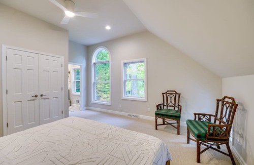 Muskegon Cottage | Spacious Cottage on Lake Michigan: Stunning Views!