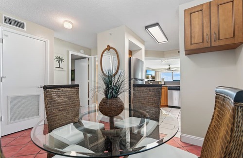 Seawinds Condo Condo | Direct oceanfront corner 2/2 with stunning views, huge balcony, heated pool, and garage parking