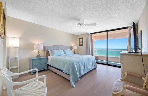 Sand Key Condo | CBC 1-11B - 2 Bedroom Gulf Front Condo with pool & Hot tub!