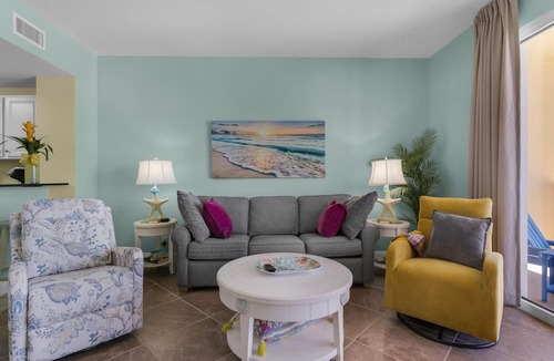 Bahama Beach Condo | Welcome to 1-103 East! GULFFRONT with Beach Service and Free Activities!