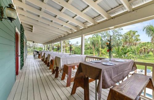 Tampa Villa | Sleeps 40! 13BR Heated Pool Waterfront Resort Spa