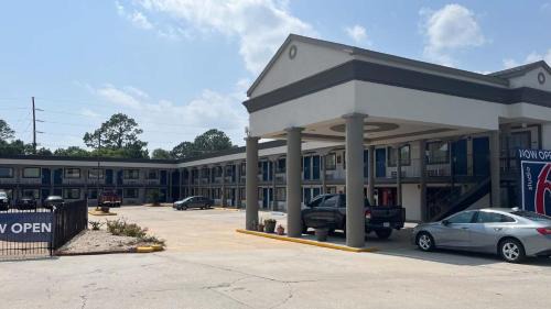Opelousas Hotel | Studio 6 Suites Opelousas, LA