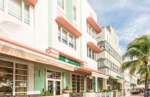 South Beach Hotel | Hilton Grand Vacations Club Mcalpin Ocean Plaza Miami