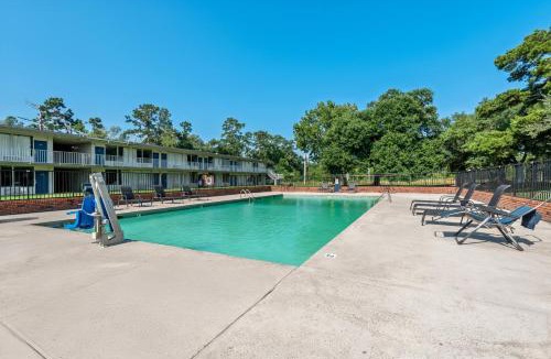 Hammond Hotel | Studio 6 Hammond, LA I12 I55