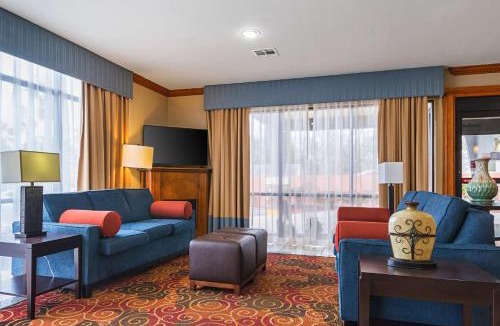 Lake Charles Hotel | Comfort Suites Lake Charles