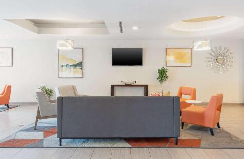 Denham Springs Hotel | Comfort Suites Denham Springs