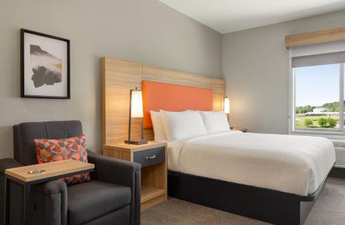 Bessemer Hotel | Candlewood Suites Bessemer - Birmingham SW by IHG