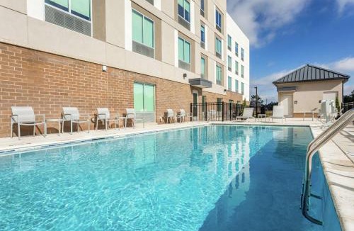 Saraland Hotel | Hampton Inn & Suites Saraland Mobile