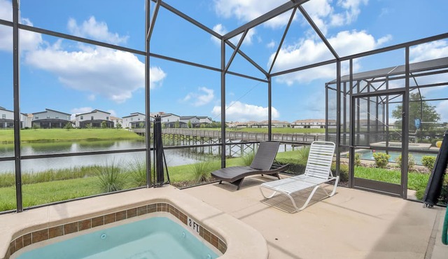 Lakeview Home w/Private Pool & Free Water Park!