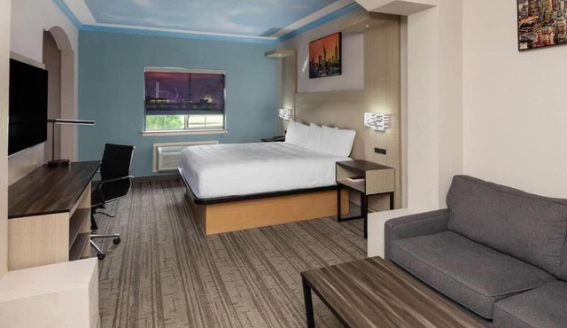 Baymont by Wyndham Texas City
