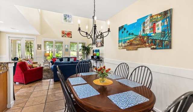 1337 Laurel Grove 3 Bedroom Home by RedAwning