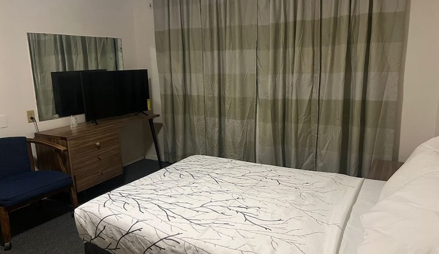 Economy Inn
