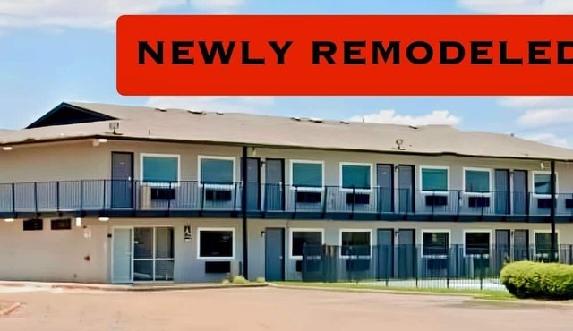 Studio City Suites, A Travelodge By Wyndham