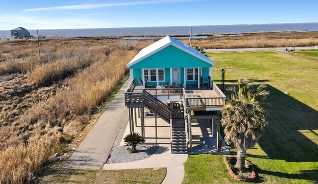 Lake Catherine Family Ready Home | Private Pier