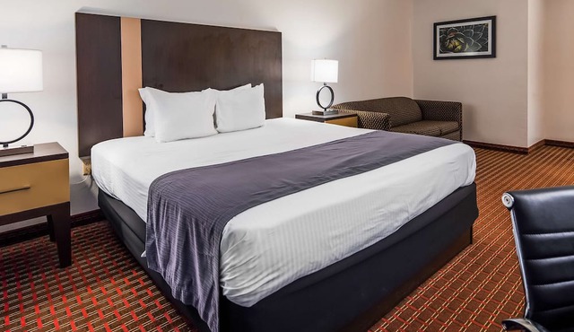 Best Western Inn & Suites