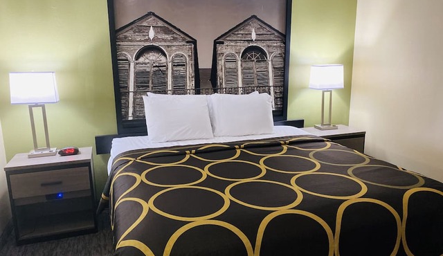 Super 8 by Wyndham New Iberia