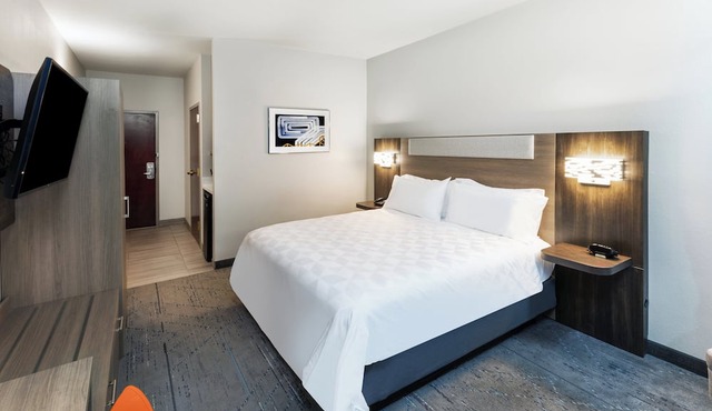 Holiday Inn Express Harvey-Marrero by IHG