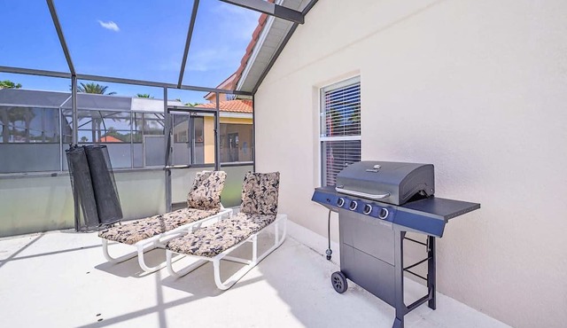 Family Resort Home w Pool, BBQ & Game Room