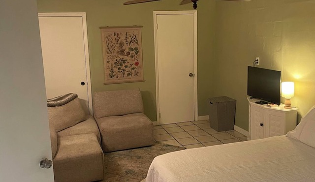 This old Florida feeling getaway is 420 friendly and a great place to just relax