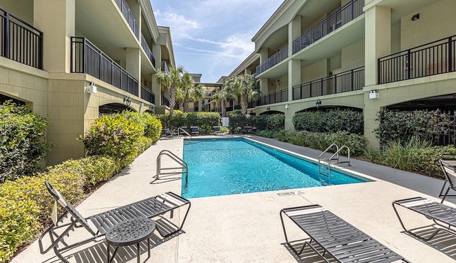 Salt Air Villas #214 | Close to Beach | Pool & Gated Community in Saint Simons Island