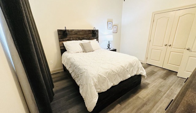 Villa 5, spacious townhouse in Tickfaw, LA